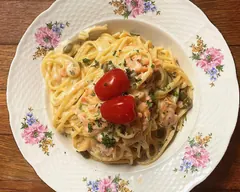 LINGUINE AL SALMONE