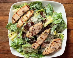 SALADE CESAR CON POLLO